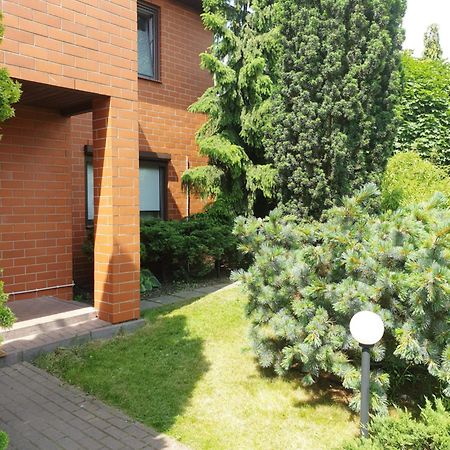 Ochota Forest Guest House Varsovia Exterior foto