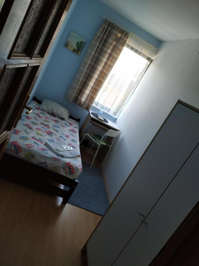 Ochota Forest Guest House Varsovia Exterior foto